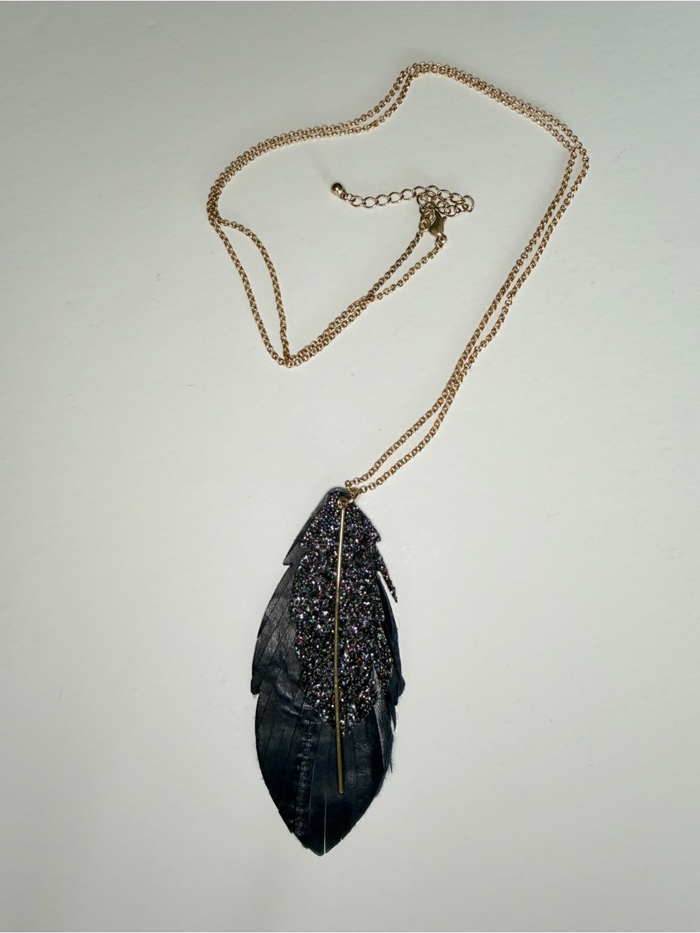 Gold Chain Feather Pendant Necklace with Black Glitter Feather - Women Jewelry